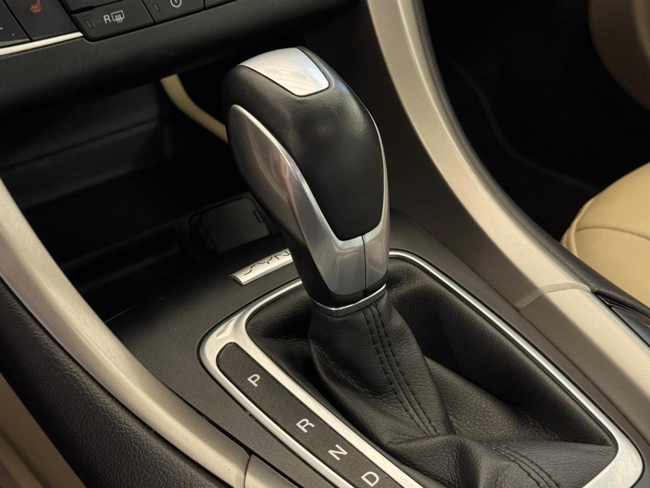 Ford Fusion 4dr Sdn SE AWD 2016