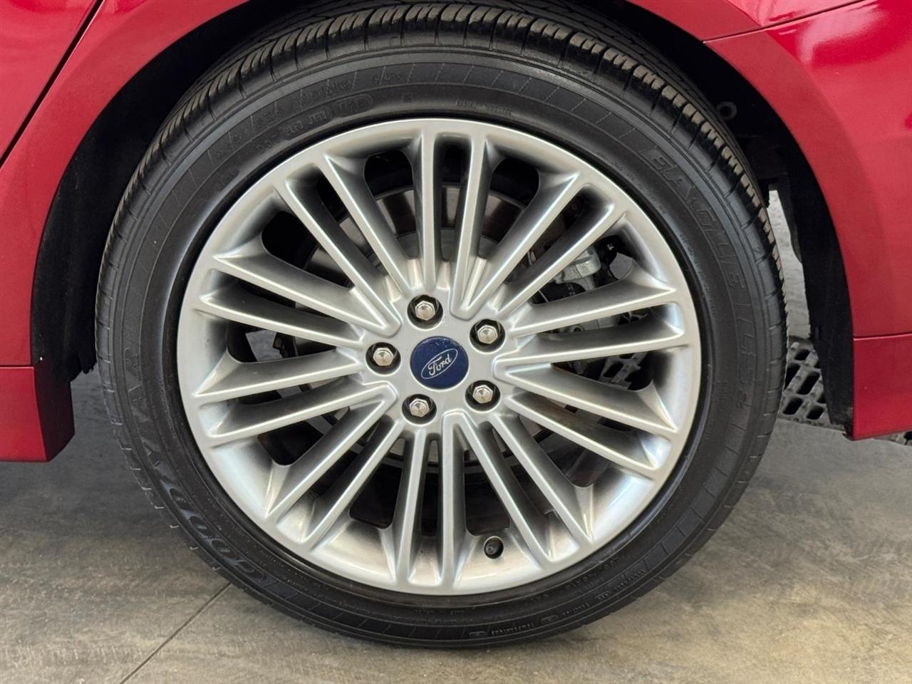 Ford Fusion 4dr Sdn SE AWD 2016