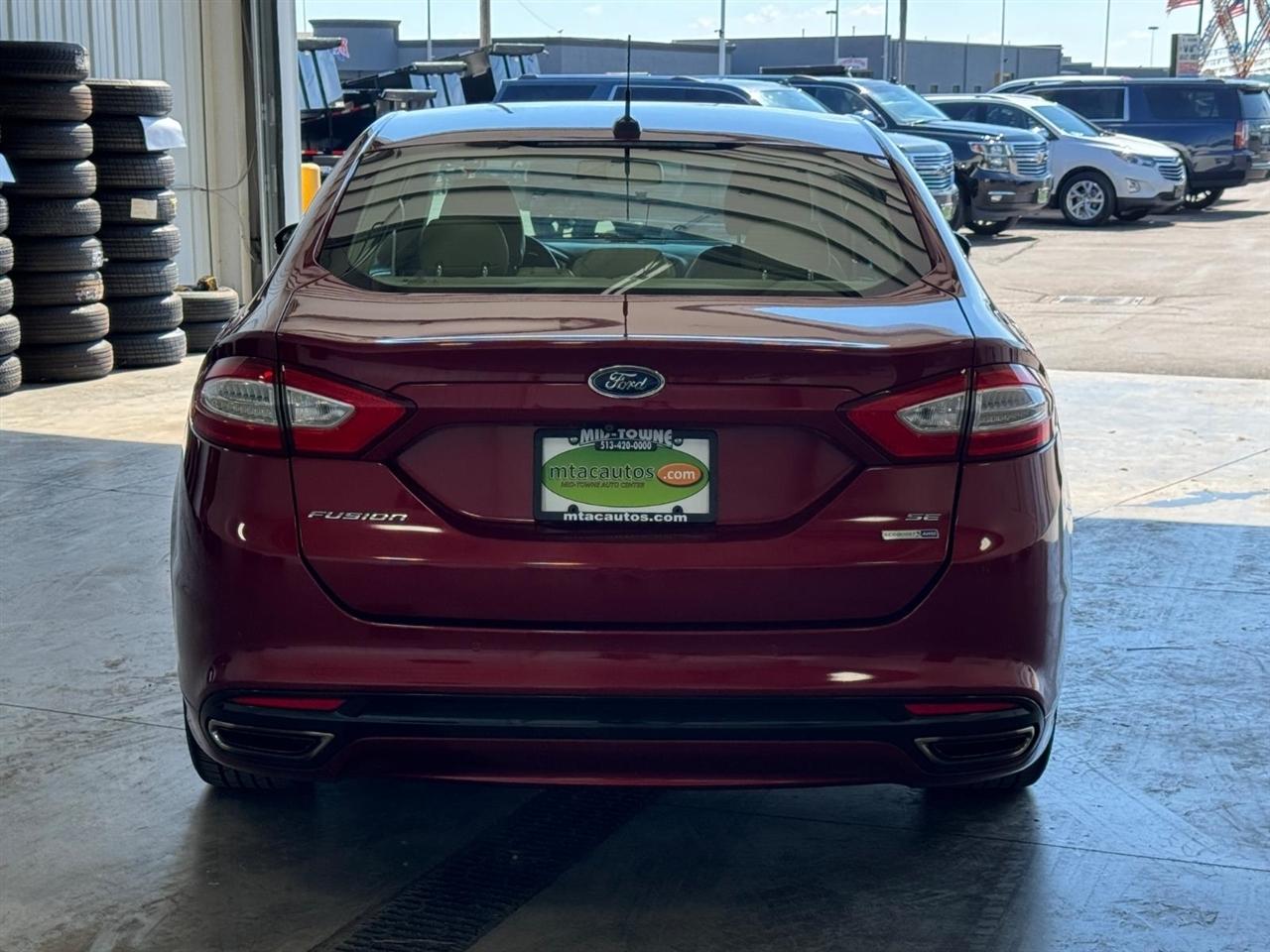 Ford Fusion 4dr Sdn SE AWD 2016