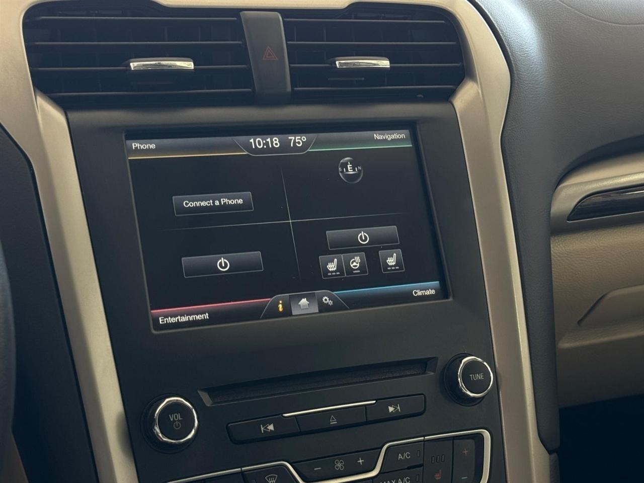 Ford Fusion 4dr Sdn SE AWD 2016