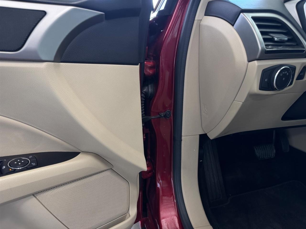 Ford Fusion 4dr Sdn SE AWD 2016