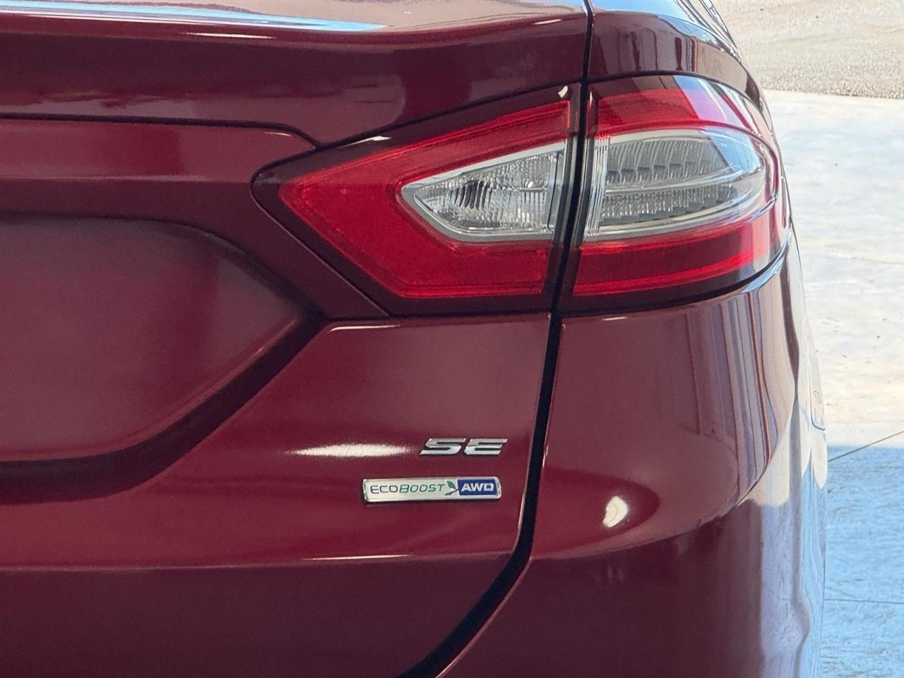 Ford Fusion 4dr Sdn SE AWD 2016