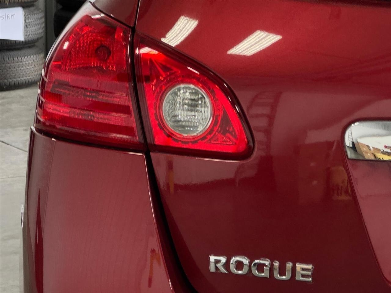 Nissan Rogue AWD 4dr S 2013