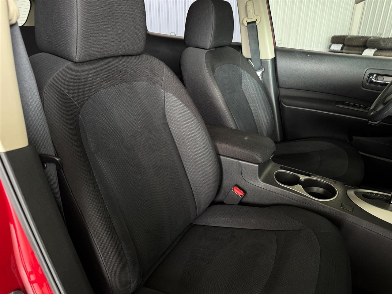 Nissan Rogue AWD 4dr S 2013