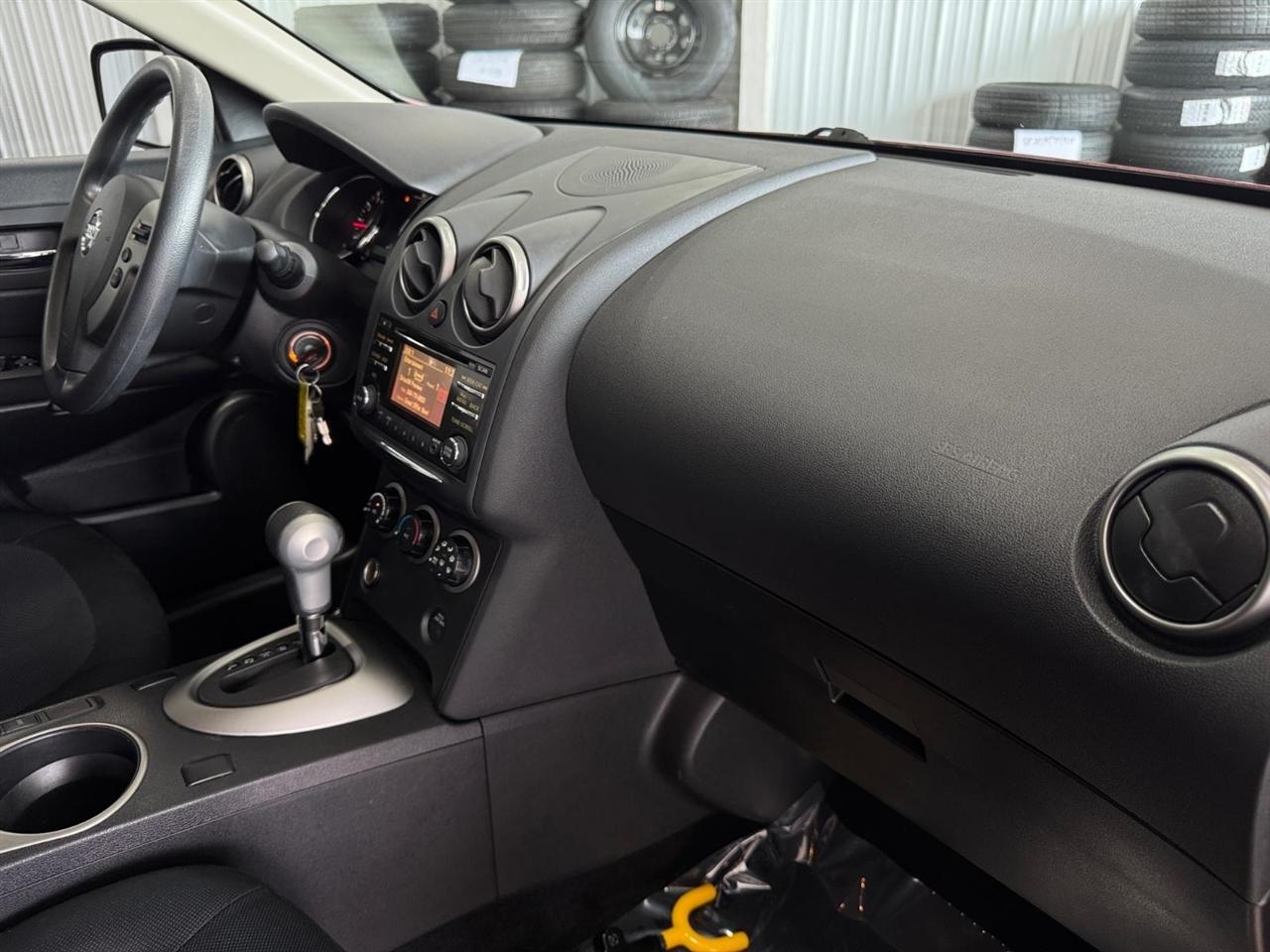 Nissan Rogue AWD 4dr S 2013