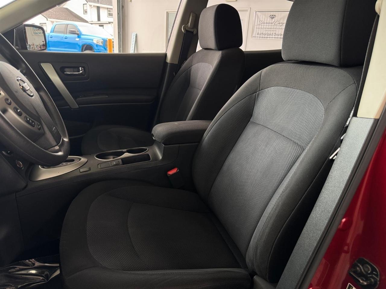 Nissan Rogue AWD 4dr S 2013