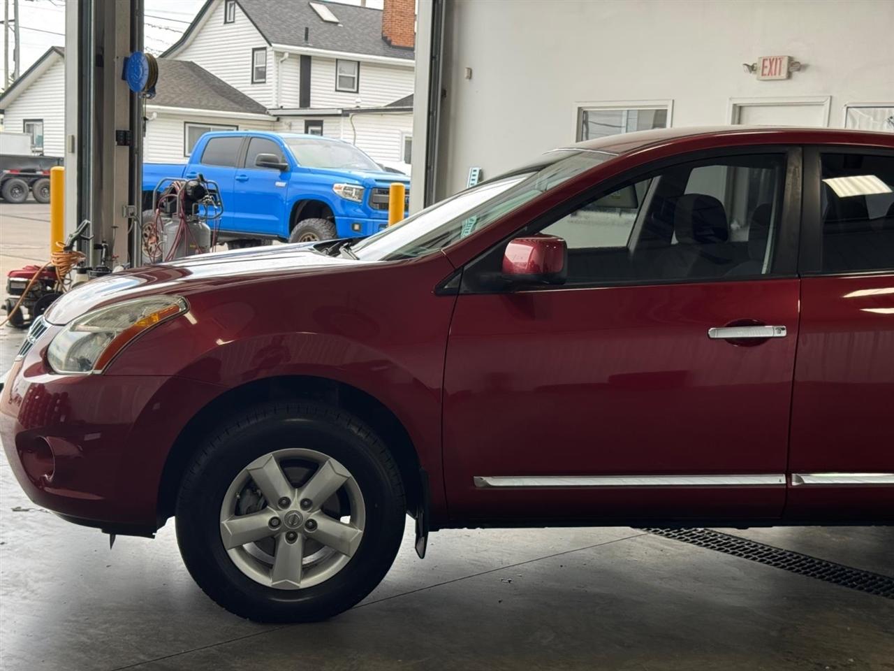Nissan Rogue AWD 4dr S 2013