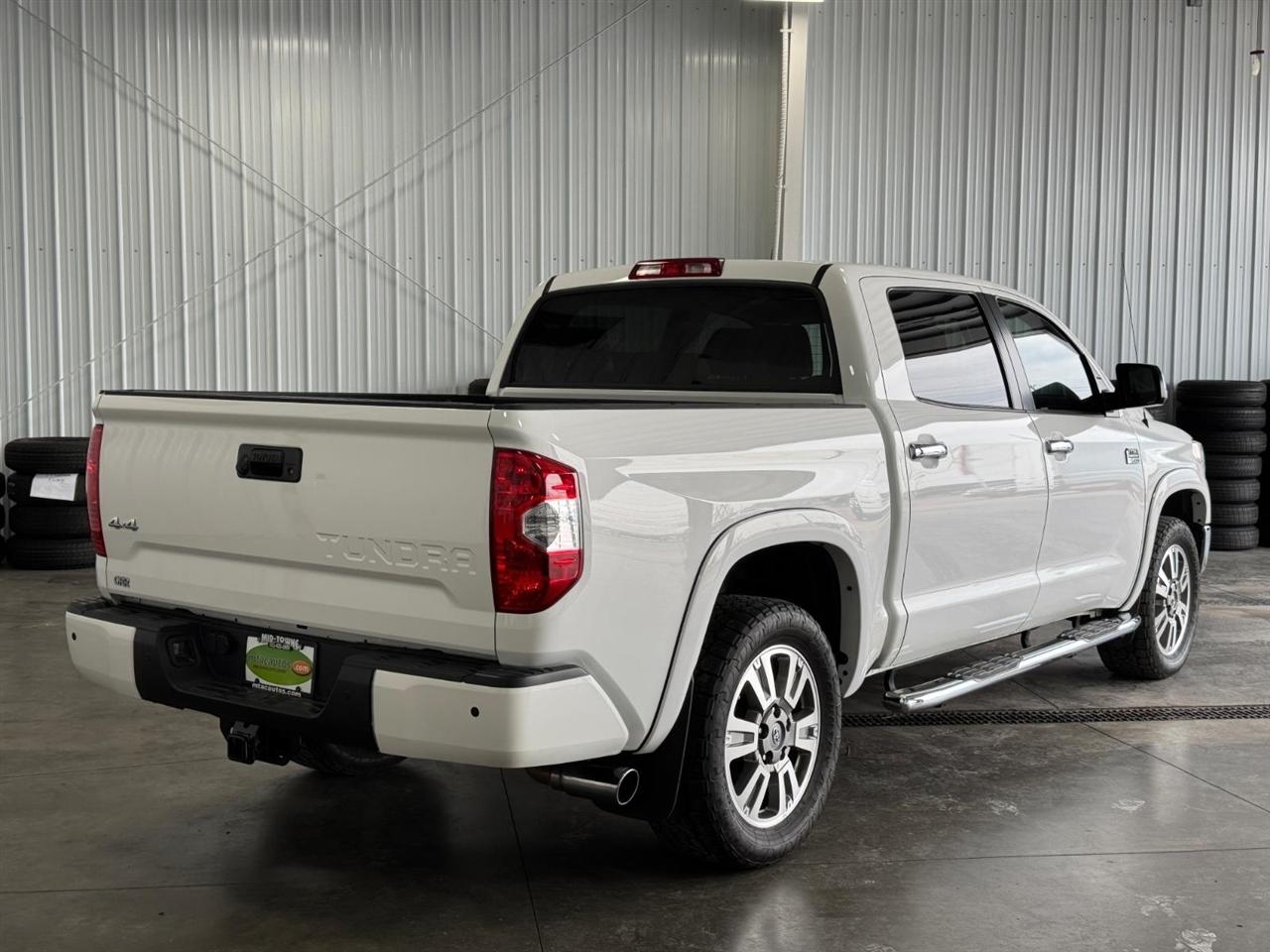 Toyota Tundra 4WD 1794 Edition CrewMax 5.5' Bed 5.7L FFV (Natl) 2017
