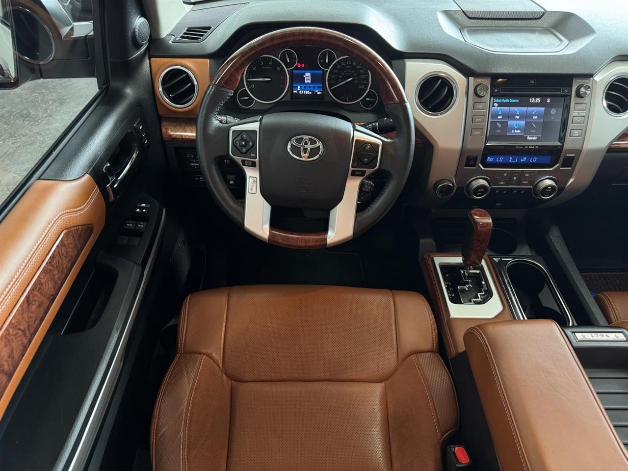 Toyota Tundra 4WD 1794 Edition CrewMax 5.5' Bed 5.7L FFV (Natl) 2017