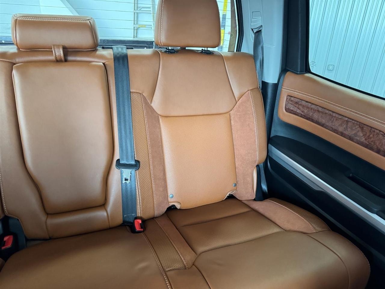 Toyota Tundra 4WD 1794 Edition CrewMax 5.5' Bed 5.7L FFV (Natl) 2017