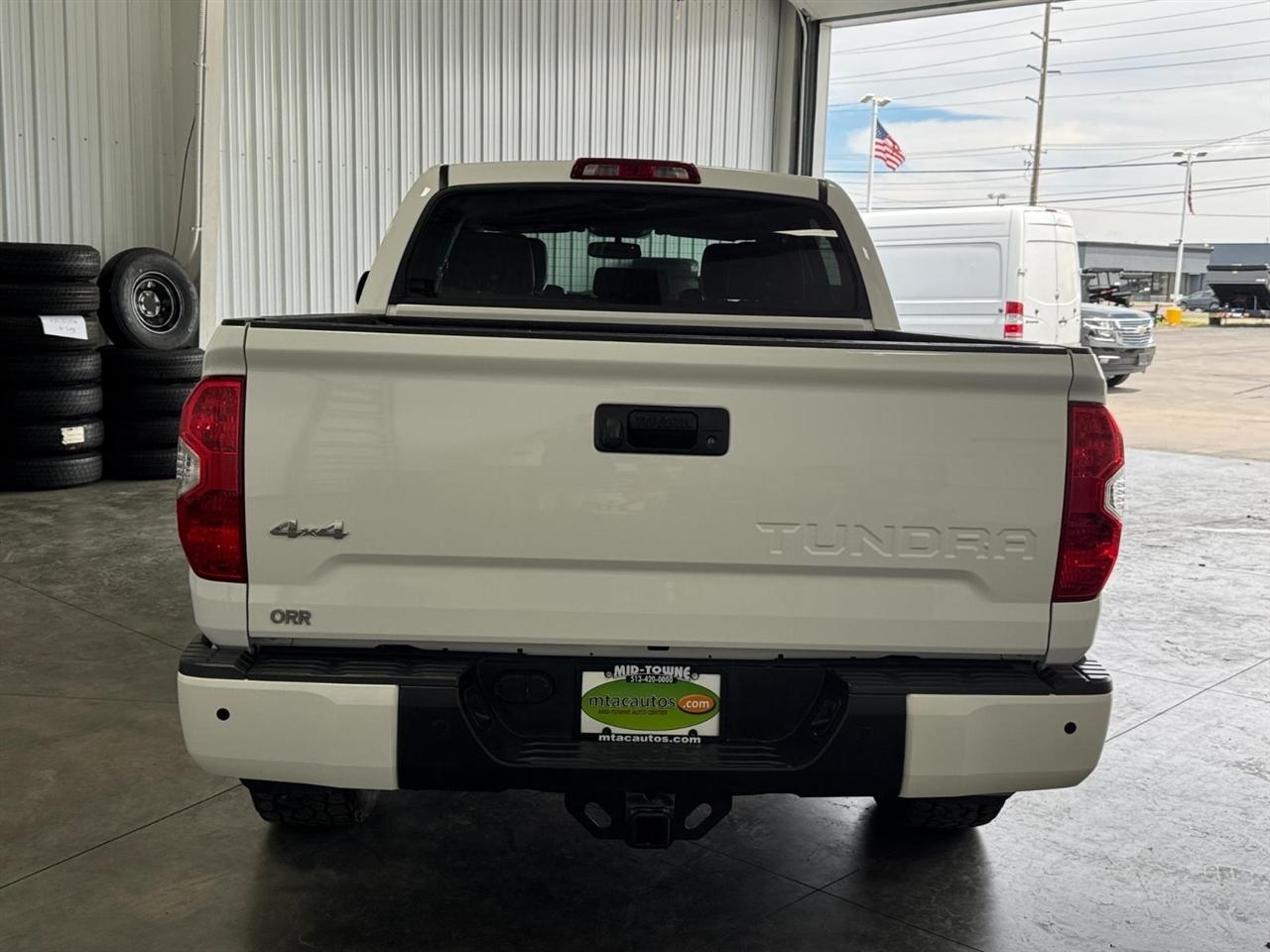 Toyota Tundra 4WD 1794 Edition CrewMax 5.5' Bed 5.7L FFV (Natl) 2017
