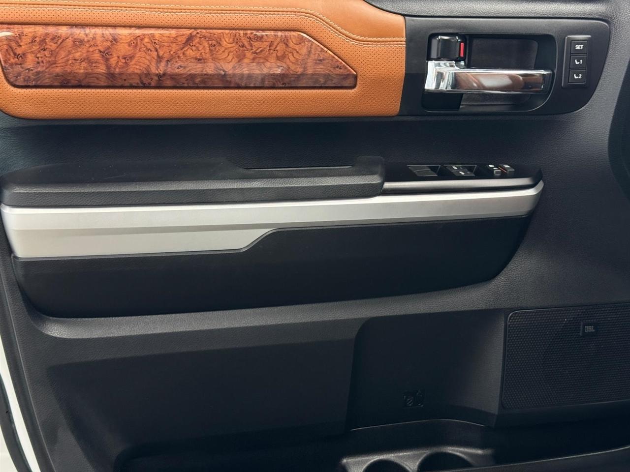 Toyota Tundra 4WD 1794 Edition CrewMax 5.5' Bed 5.7L FFV (Natl) 2017