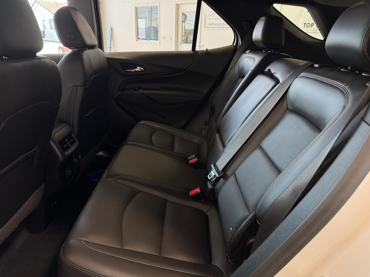 Chevrolet Equinox AWD 4dr Premier 2021