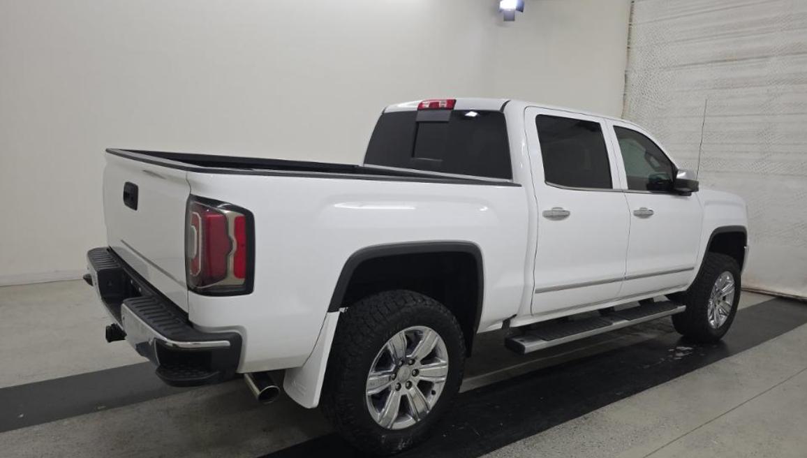 GMC Sierra 1500 4WD Crew Cab 143.5" SLT 2018