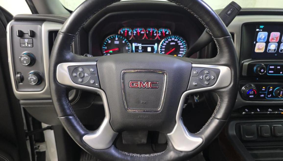 GMC Sierra 1500 4WD Crew Cab 143.5" SLT 2018