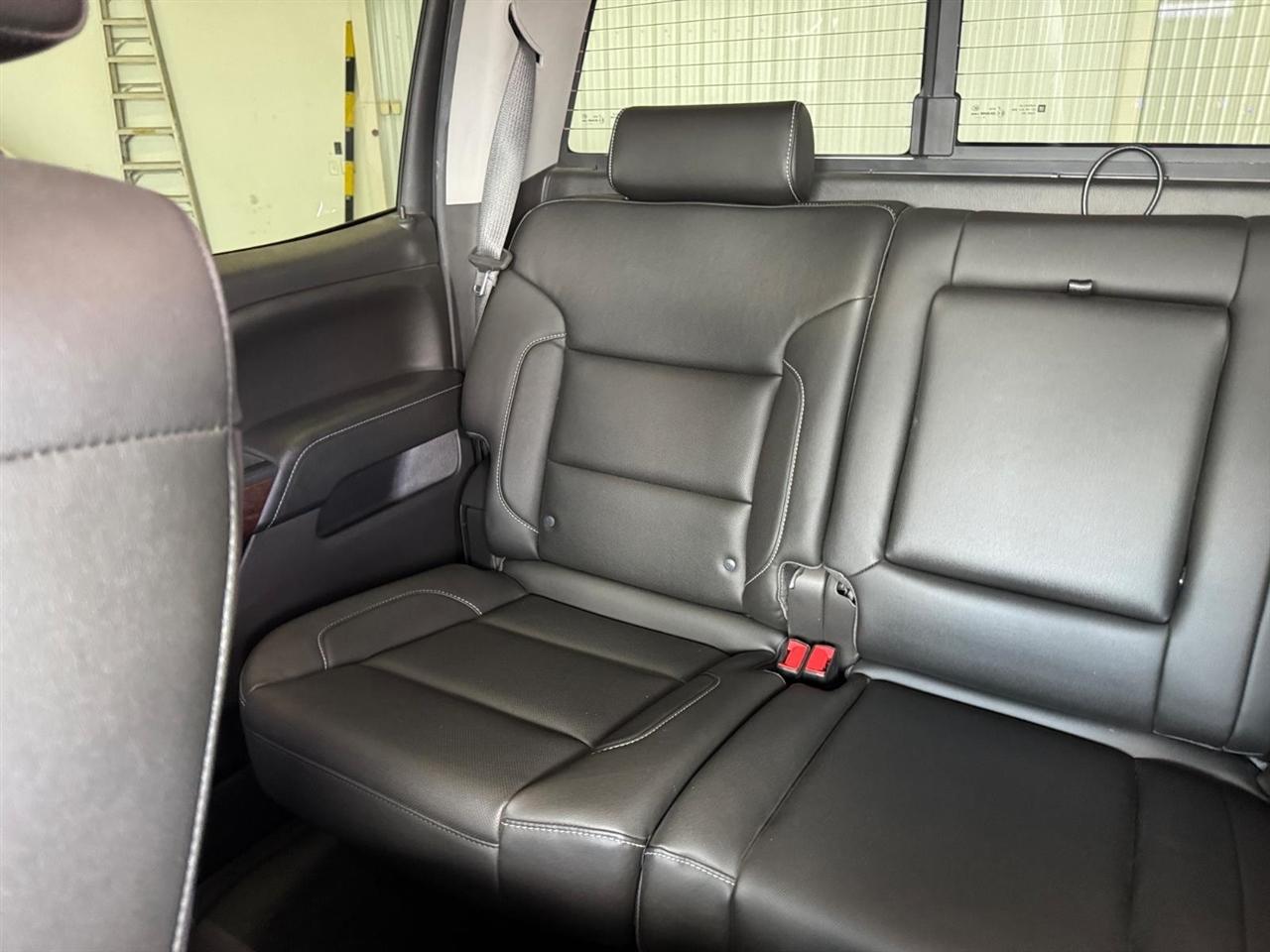 GMC Sierra 1500 4WD Crew Cab 143.5" SLT 2018