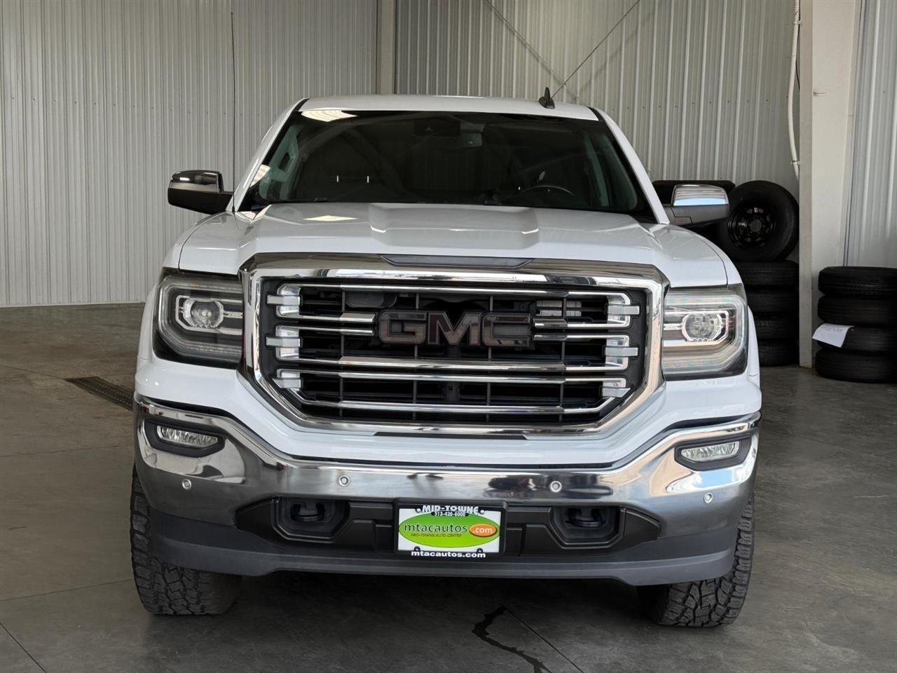 GMC Sierra 1500 4WD Crew Cab 143.5" SLT 2018
