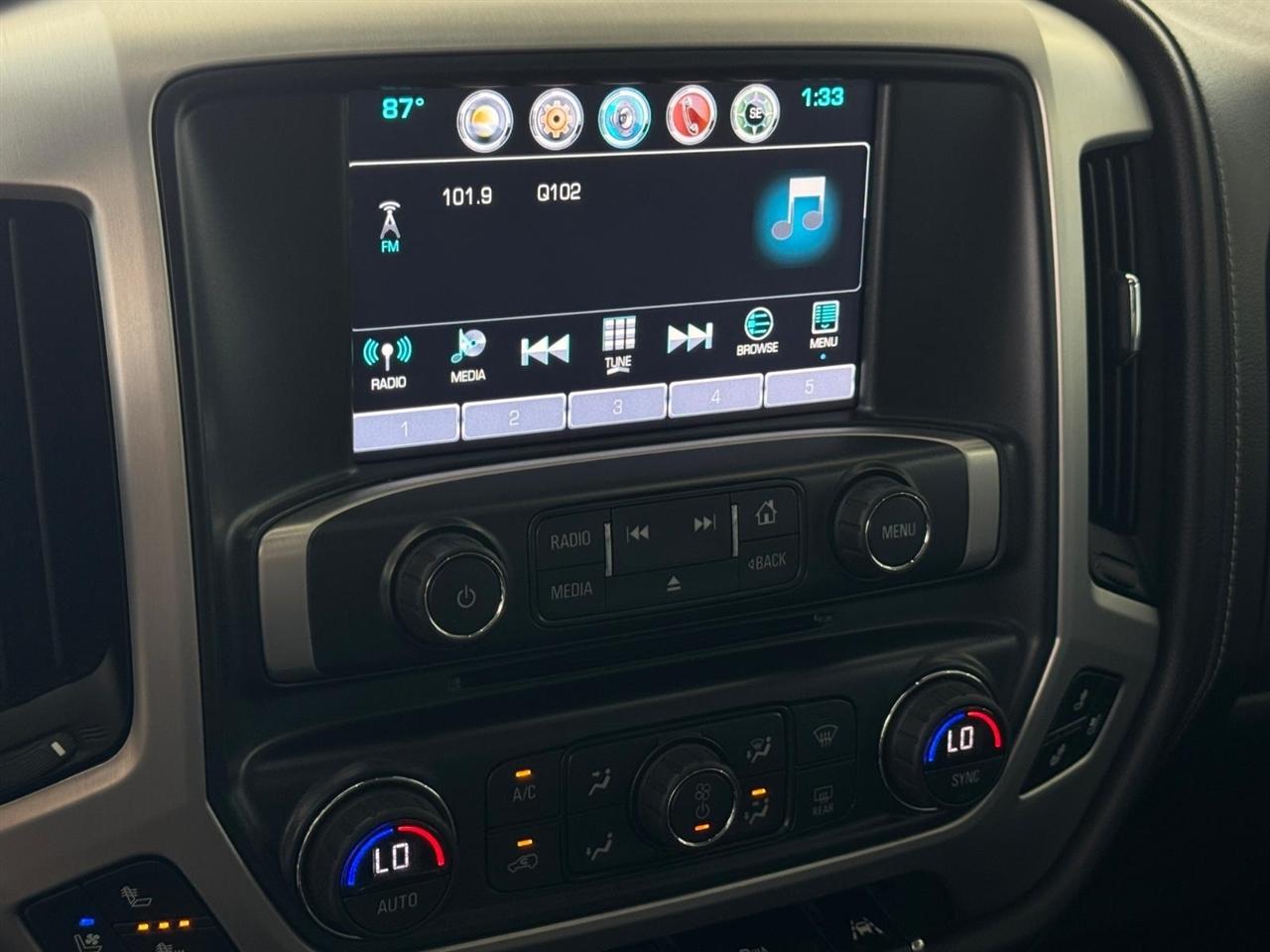 GMC Sierra 1500 4WD Crew Cab 143.5" SLT 2018