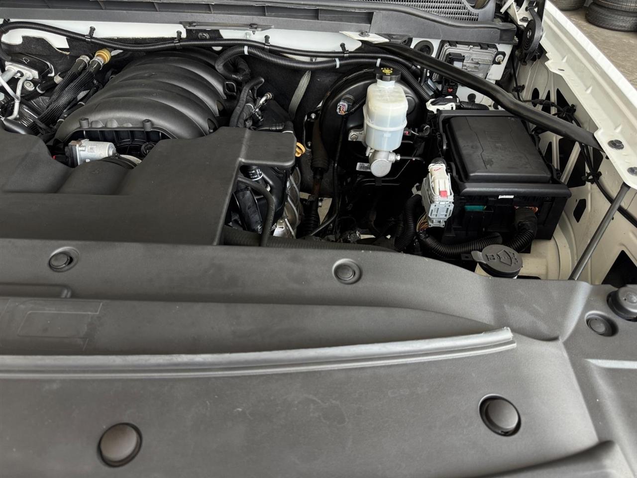 GMC Sierra 1500 4WD Crew Cab 143.5" SLT 2018