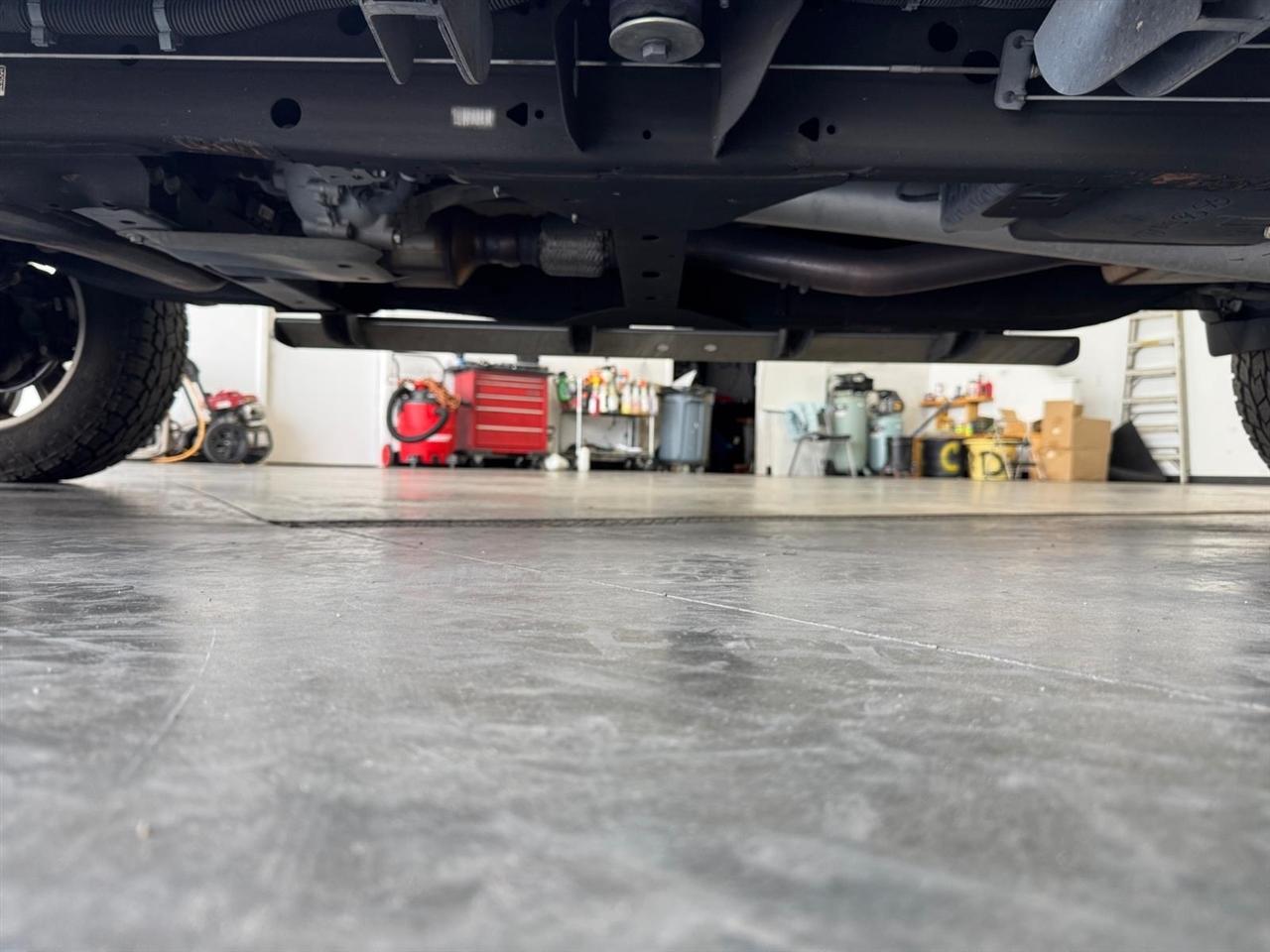 GMC Sierra 1500 4WD Crew Cab 143.5" SLT 2018