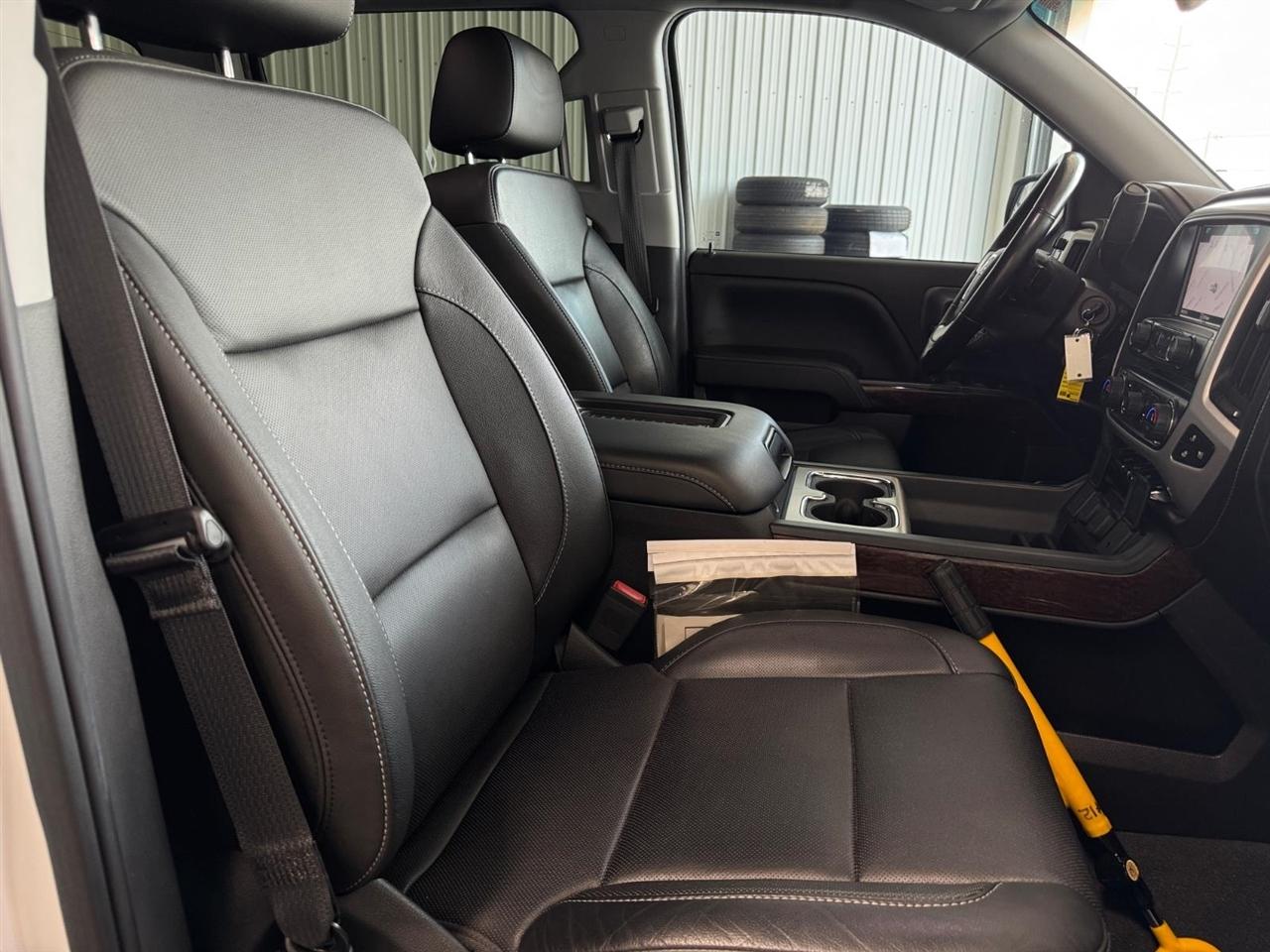 GMC Sierra 1500 4WD Crew Cab 143.5" SLT 2018
