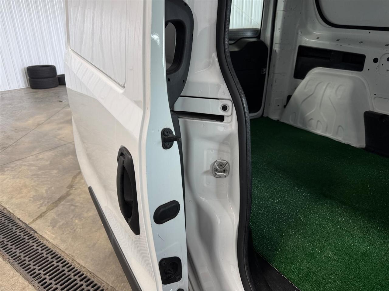 RAM ProMaster City Cargo Van Tradesman Van 2017