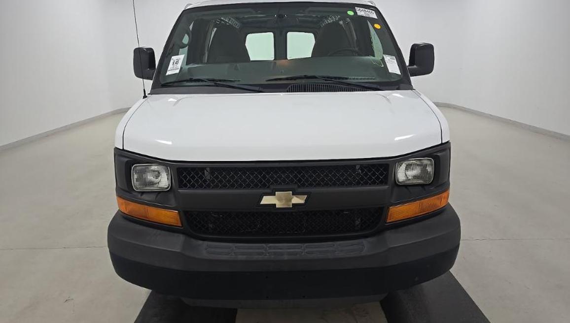 Chevrolet Express Cargo Van RWD 2500 135" 2015