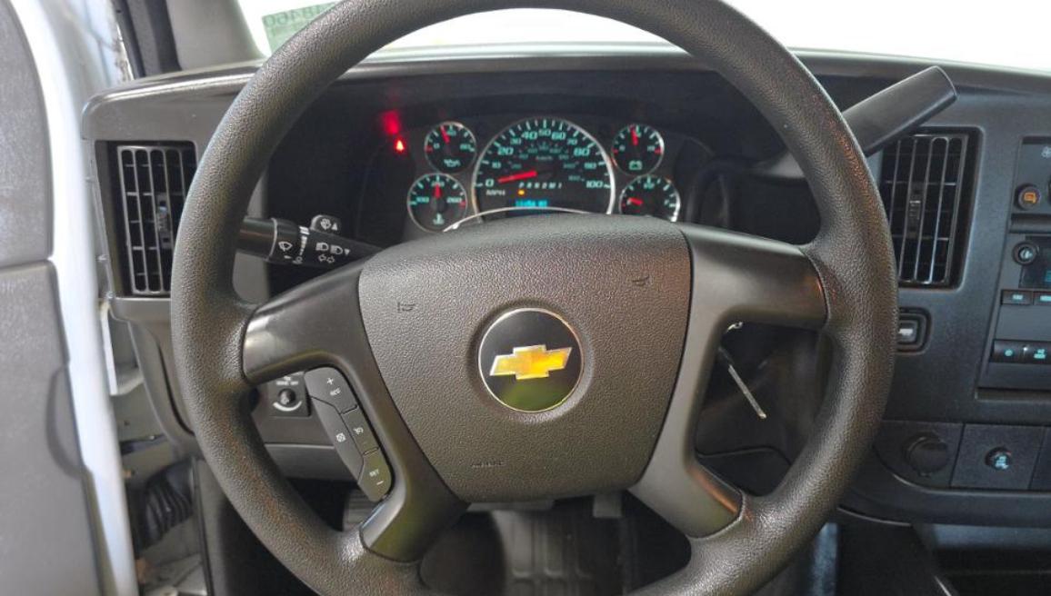 Chevrolet Express Cargo Van RWD 2500 135" 2015
