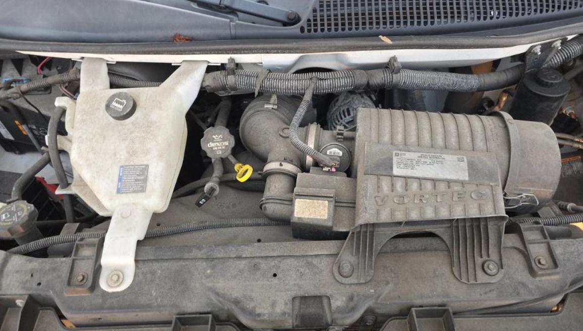 Chevrolet Express Cargo Van RWD 2500 135" 2015