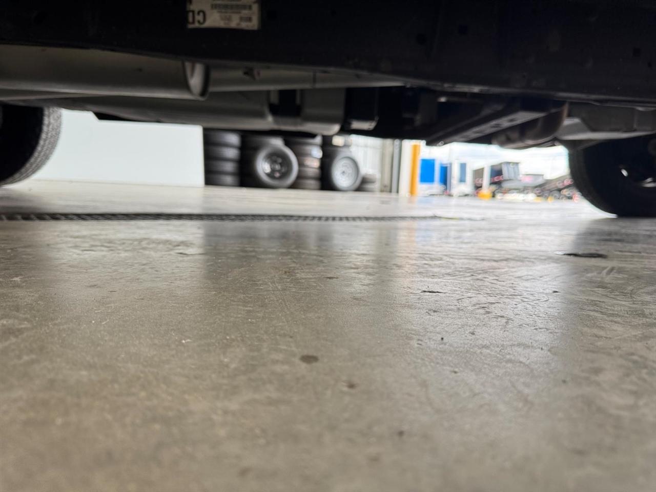 Chevrolet Express Cargo Van RWD 2500 135" 2015