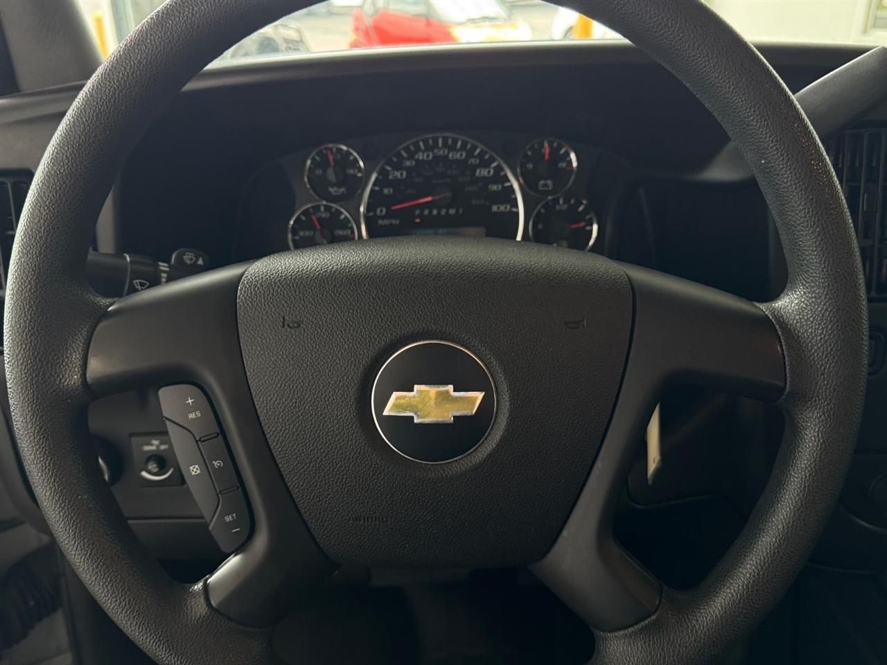 Chevrolet Express Cargo Van RWD 2500 135" 2015