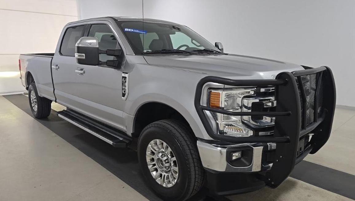 Ford Super Duty F-350 SRW XLT 4WD Crew Cab 8' Box 2021