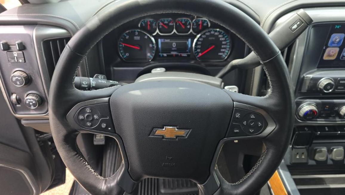 Chevrolet Silverado 1500 4WD Crew Cab 143.5" LTZ w/1LZ 2018