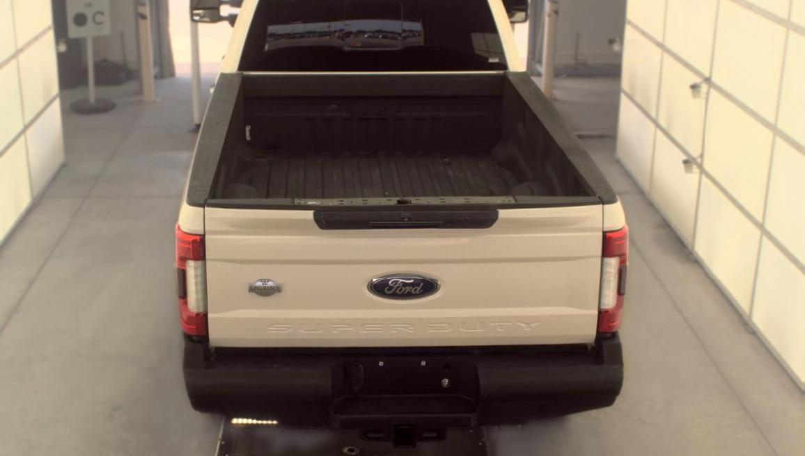 Ford Super Duty F-350 SRW King Ranch 4WD Crew Cab 8' Box 2018