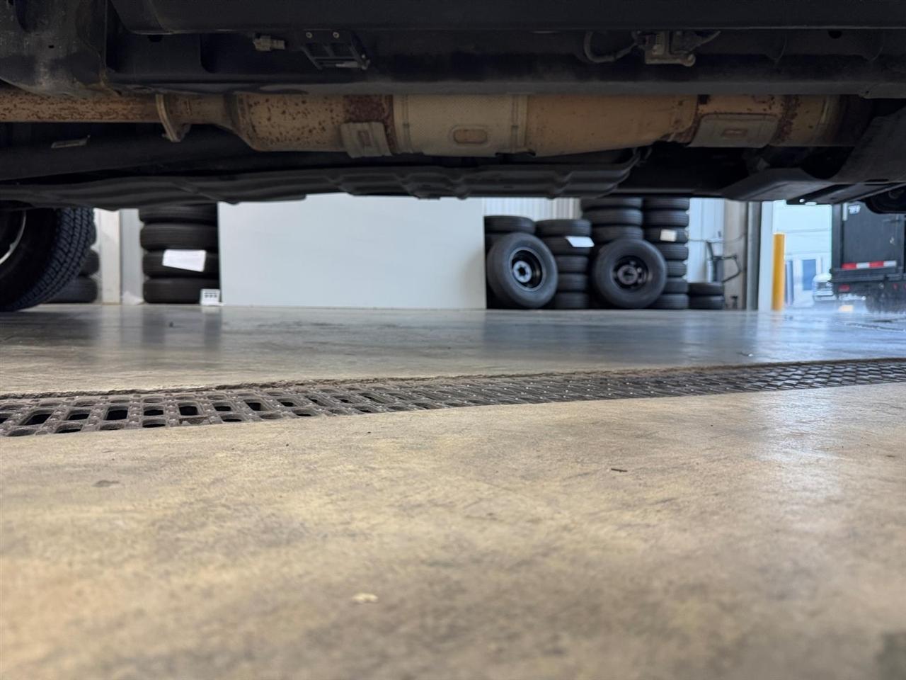 Ford Super Duty F-350 SRW King Ranch 4WD Crew Cab 8' Box 2018