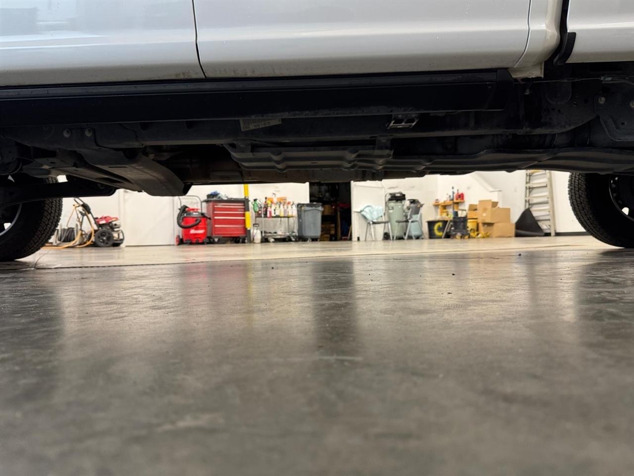 Ford Super Duty F-350 SRW King Ranch 4WD Crew Cab 8' Box 2018