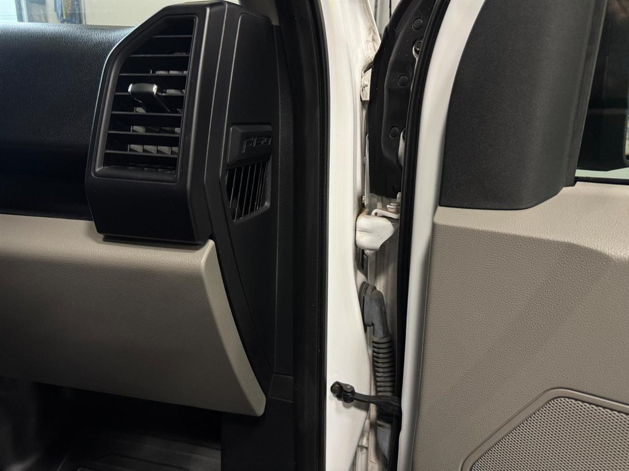Ford F-150 XL 4WD SuperCrew 5.5' Box 2018