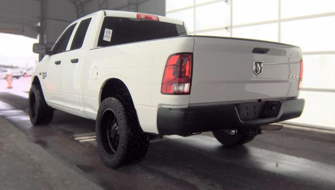 RAM 1500 Classic Tradesman 4x4 Quad Cab 6'4" Box 2019