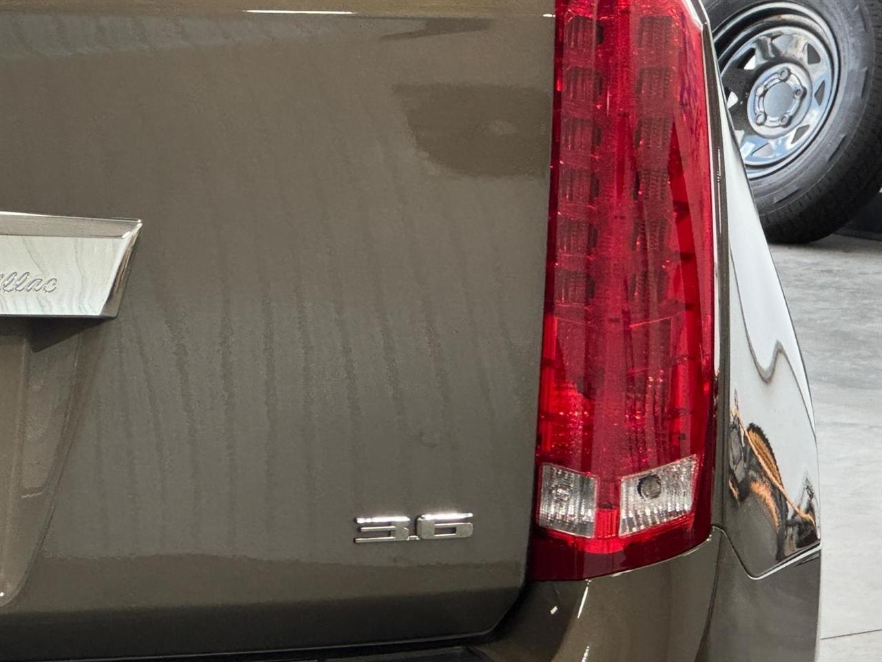 Cadillac SRX AWD 4dr Luxury Collection 2015