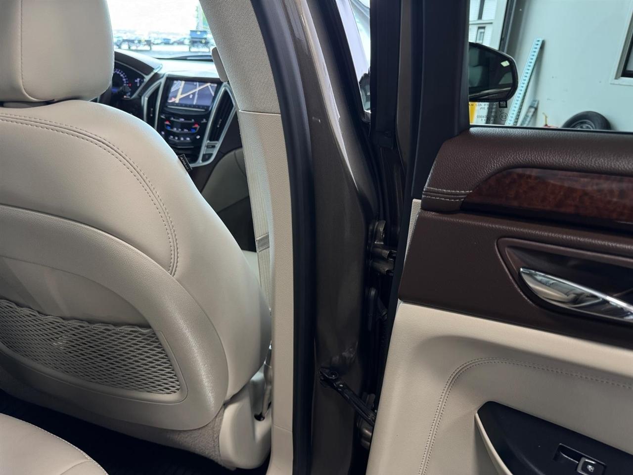 Cadillac SRX AWD 4dr Luxury Collection 2015