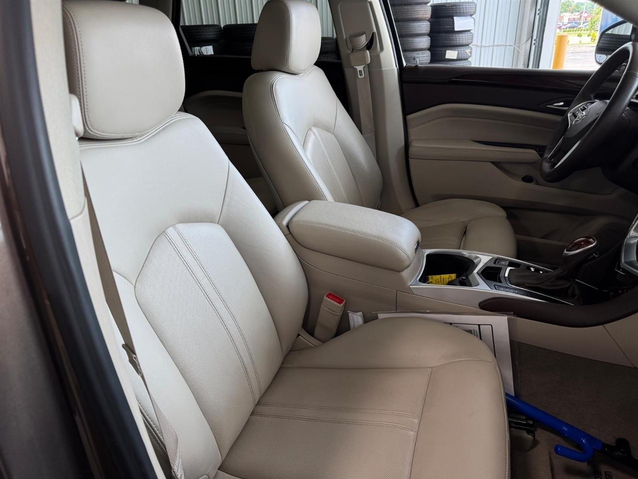 Cadillac SRX AWD 4dr Luxury Collection 2015