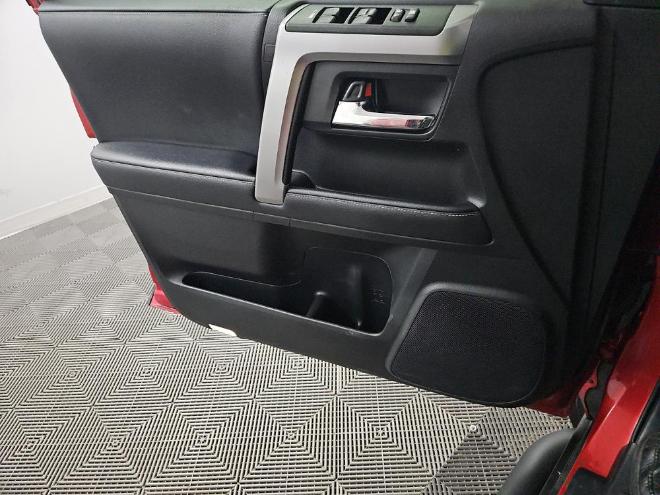 Toyota 4Runner TRD Off Road Premium 4WD (Natl) 2020