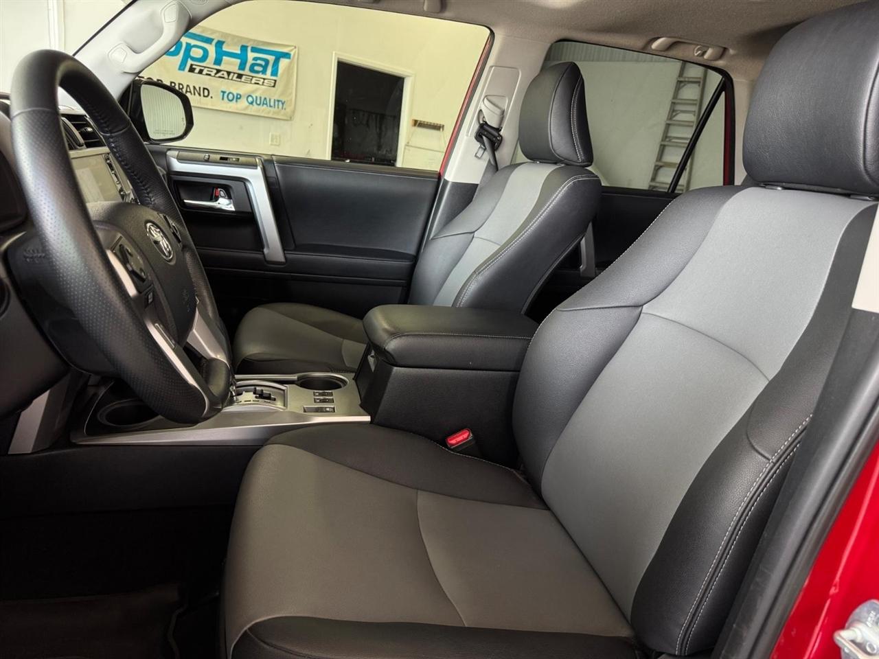 Toyota 4Runner TRD Off Road Premium 4WD (Natl) 2020
