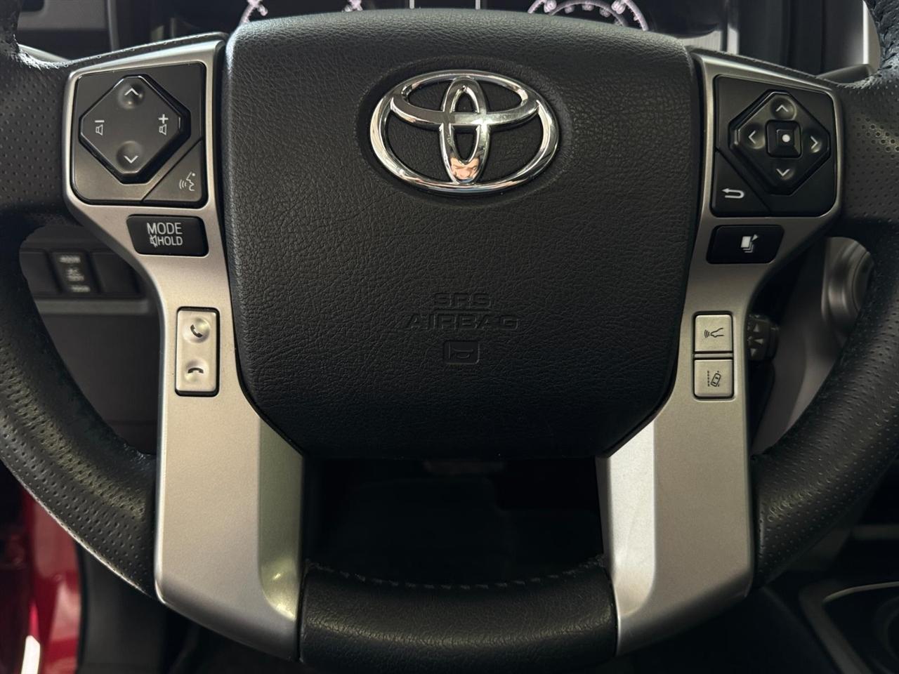 Toyota 4Runner TRD Off Road Premium 4WD (Natl) 2020