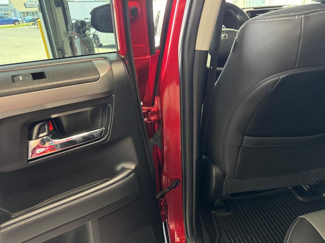 Toyota 4Runner TRD Off Road Premium 4WD (Natl) 2020