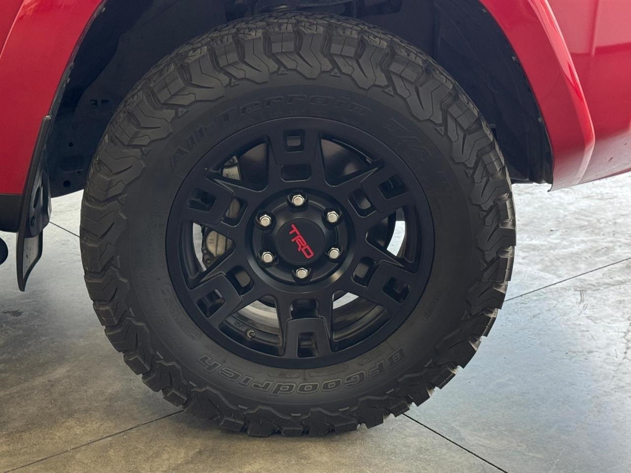 Toyota 4Runner TRD Off Road Premium 4WD (Natl) 2020