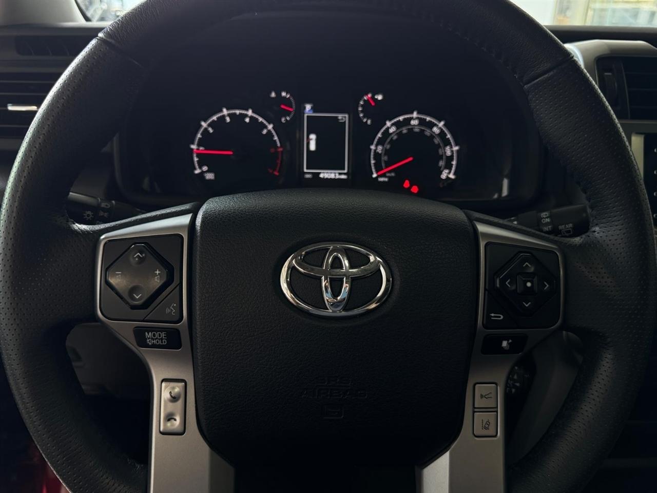 Toyota 4Runner TRD Off Road Premium 4WD (Natl) 2020