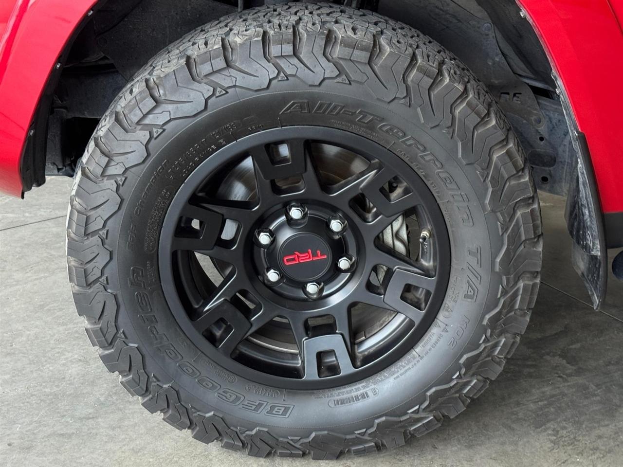 Toyota 4Runner TRD Off Road Premium 4WD (Natl) 2020