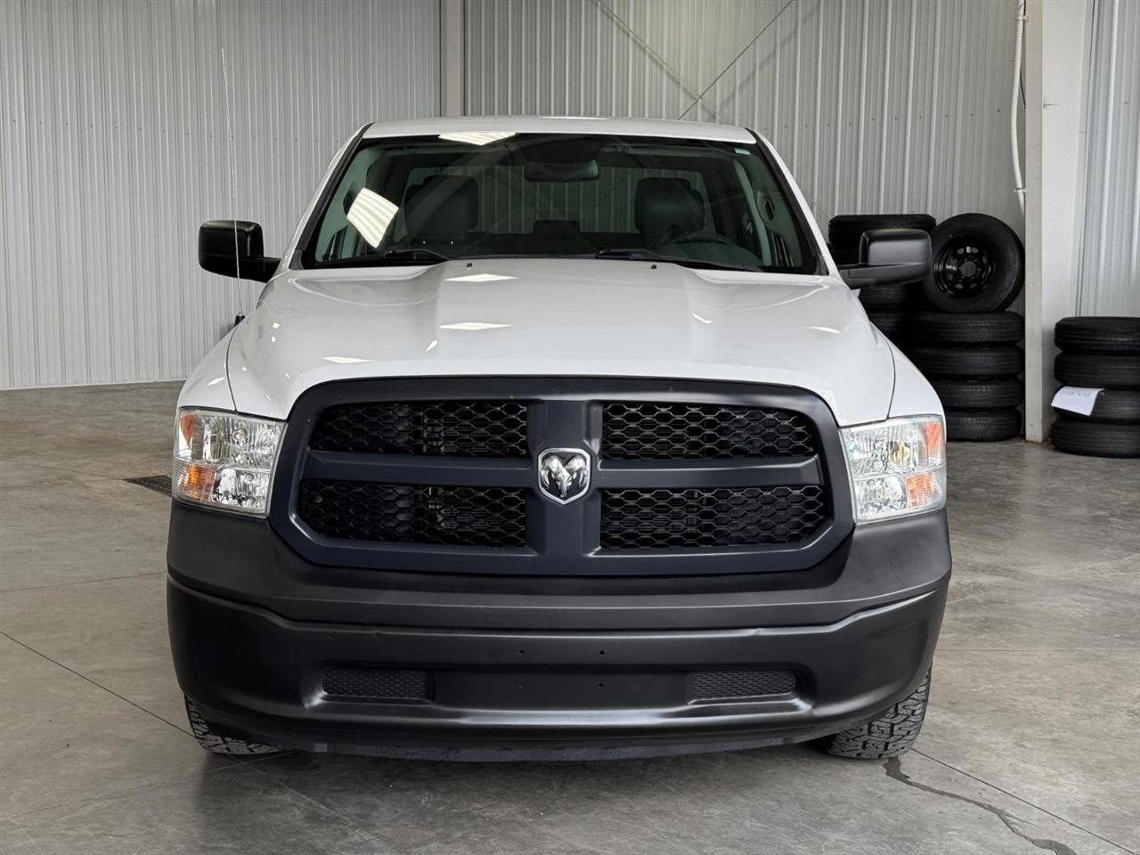 RAM 1500 Classic Tradesman 4x4 Crew Cab 6'4" Box 2019