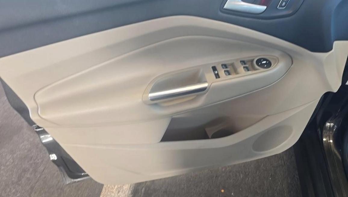 Ford C-Max Hybrid 5dr HB SEL 2016